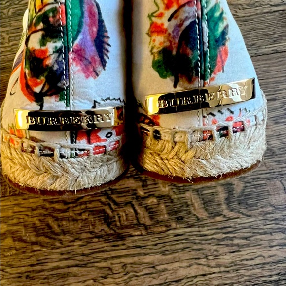 100% AUTHENTIC BRAND NEW BURBERRY HODGESON ABSTRACT MONSTER ESPADRILLE W/SZ:9 - Picture 4 of 6